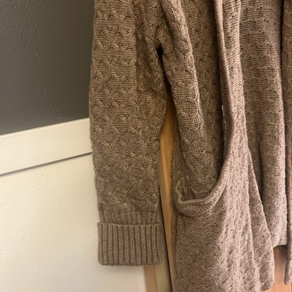 Sweater - Picture 3 of 6